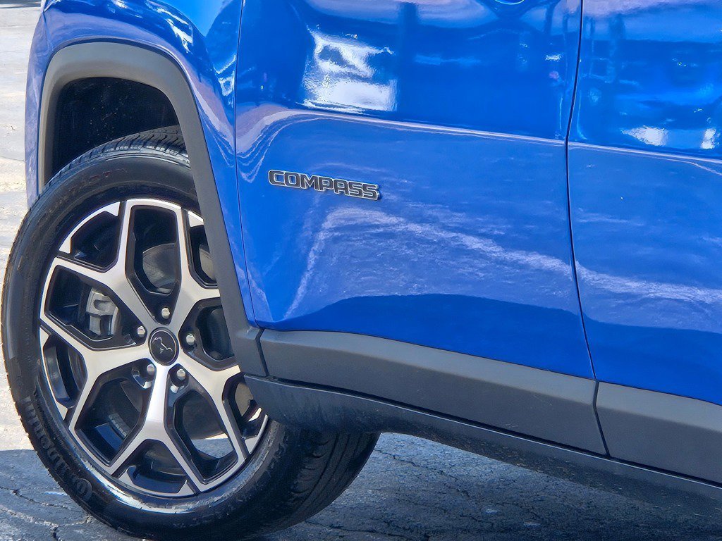 2025 Jeep Compass Limited - Photo 16