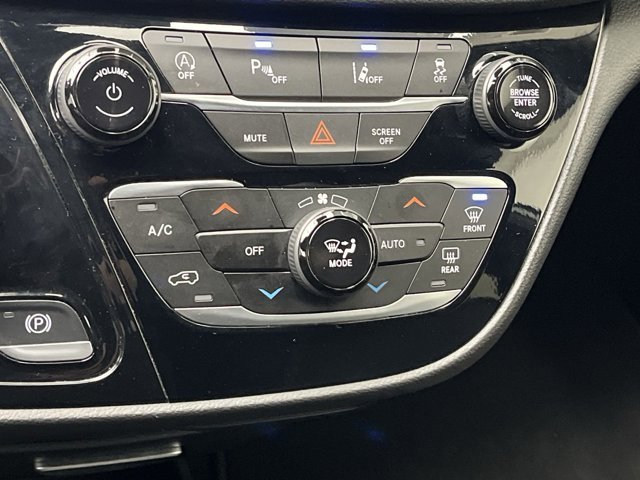 2025 Chrysler Pacifica Select - Photo 21