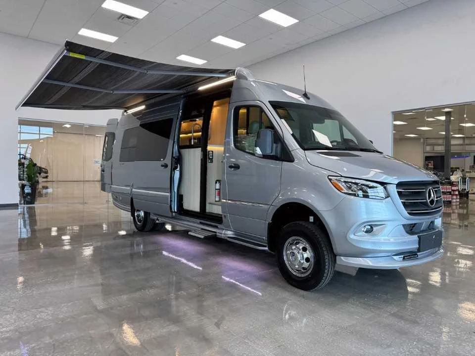 New 2025 SILVER AIRSTREAM  image 6