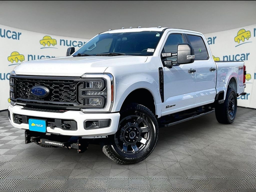 Used 2023 White Ford XL image 3