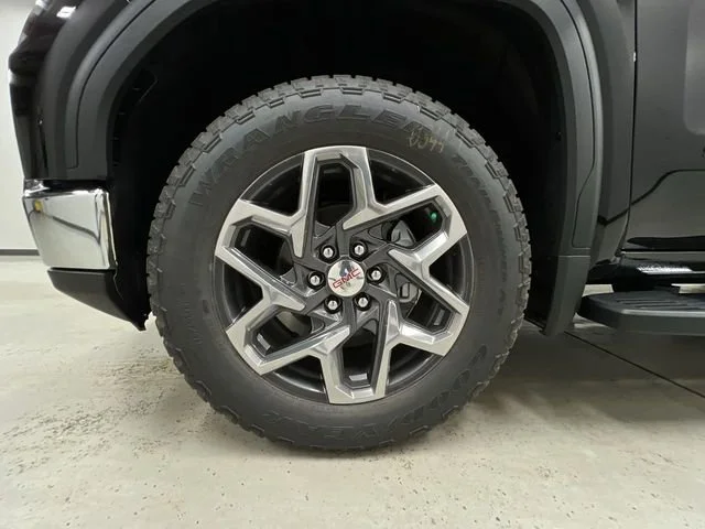 2026 GMC Sierra 1500 SLT - Photo 33