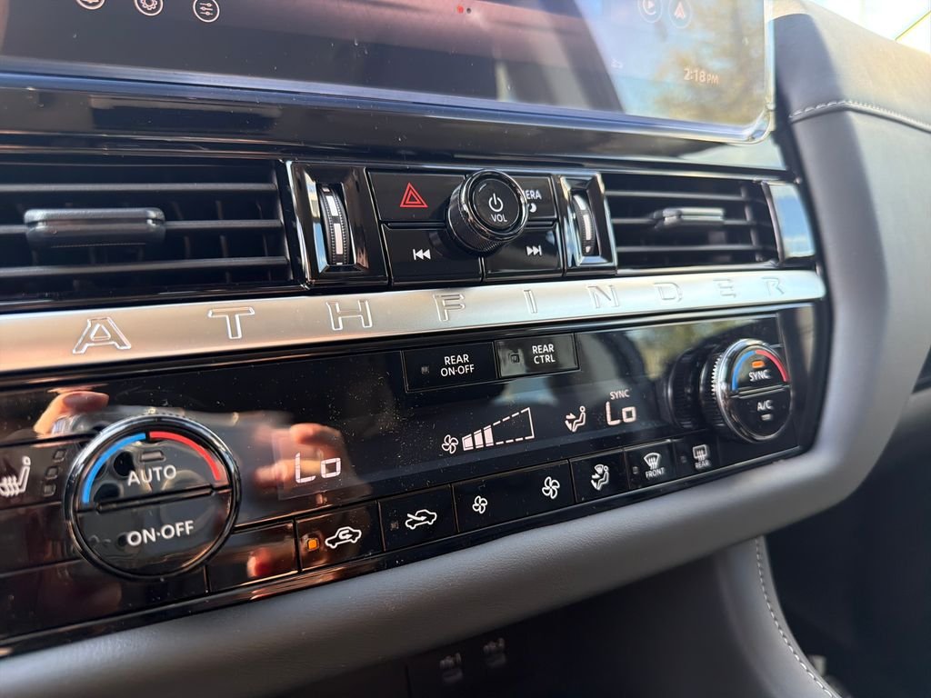 New 2026 Nissan Pathfinder SV 4D Sport Utility