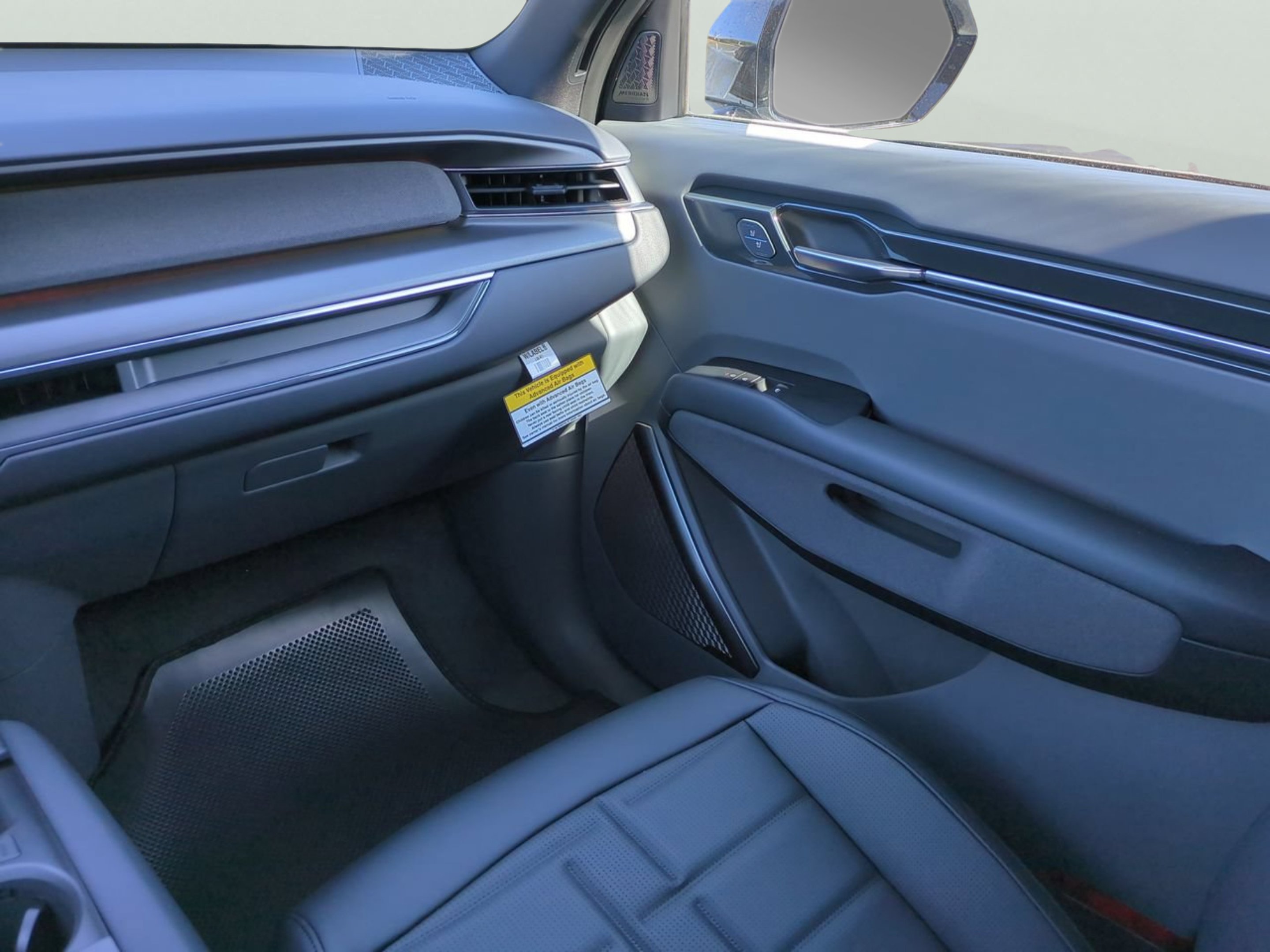 New 2026 Ivory Silver Kia Land AWD image 20
