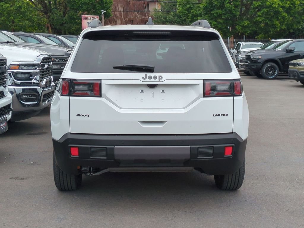 New 2026 Bright White Clear-Coat Exterior Paint Jeep Laredo image 6