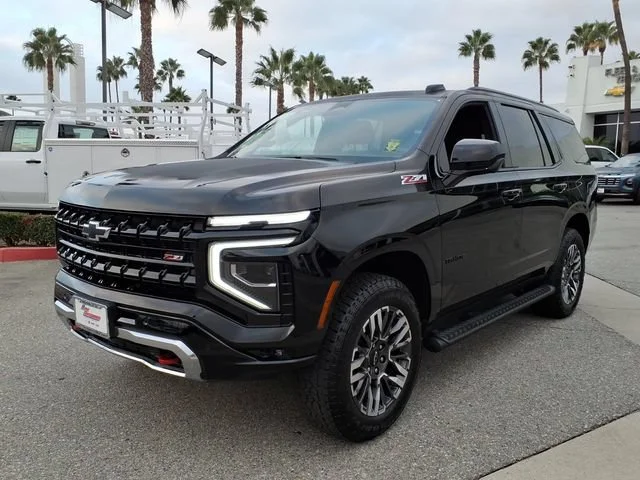Used 2025 Black Chevrolet Z71 image 10