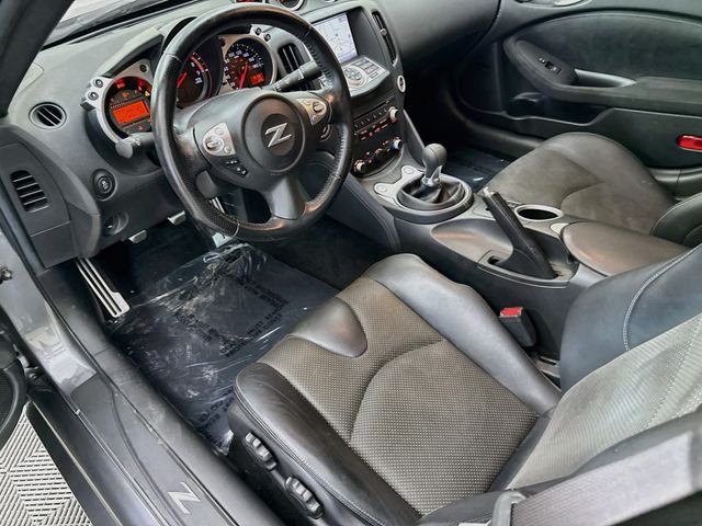 Used 2017 Gray Nissan Touring image 21