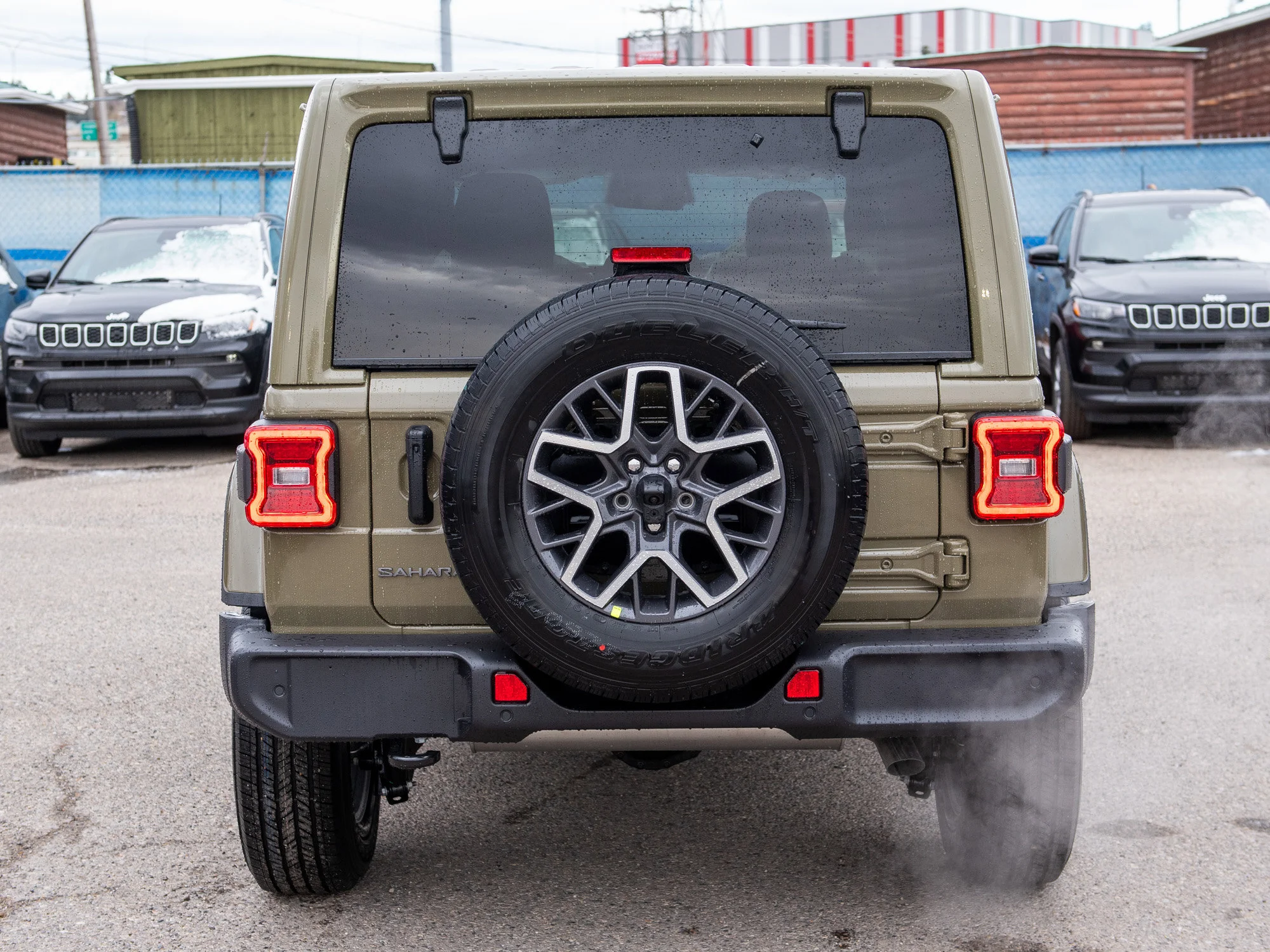 Used 2026 41 Jeep Sahara* 4 Door 4x4, McKinley Leather, Alpine Audio, Heated Seats image 7