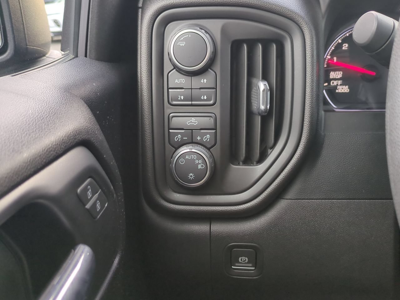Used 2022 SHADOW GRAY METALLIC Chevrolet Custom Trail Boss image 16