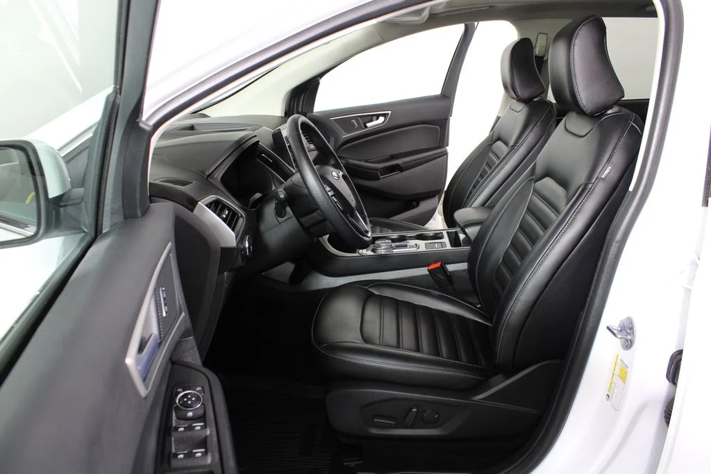 Used 2024 White Ford SEL image 23