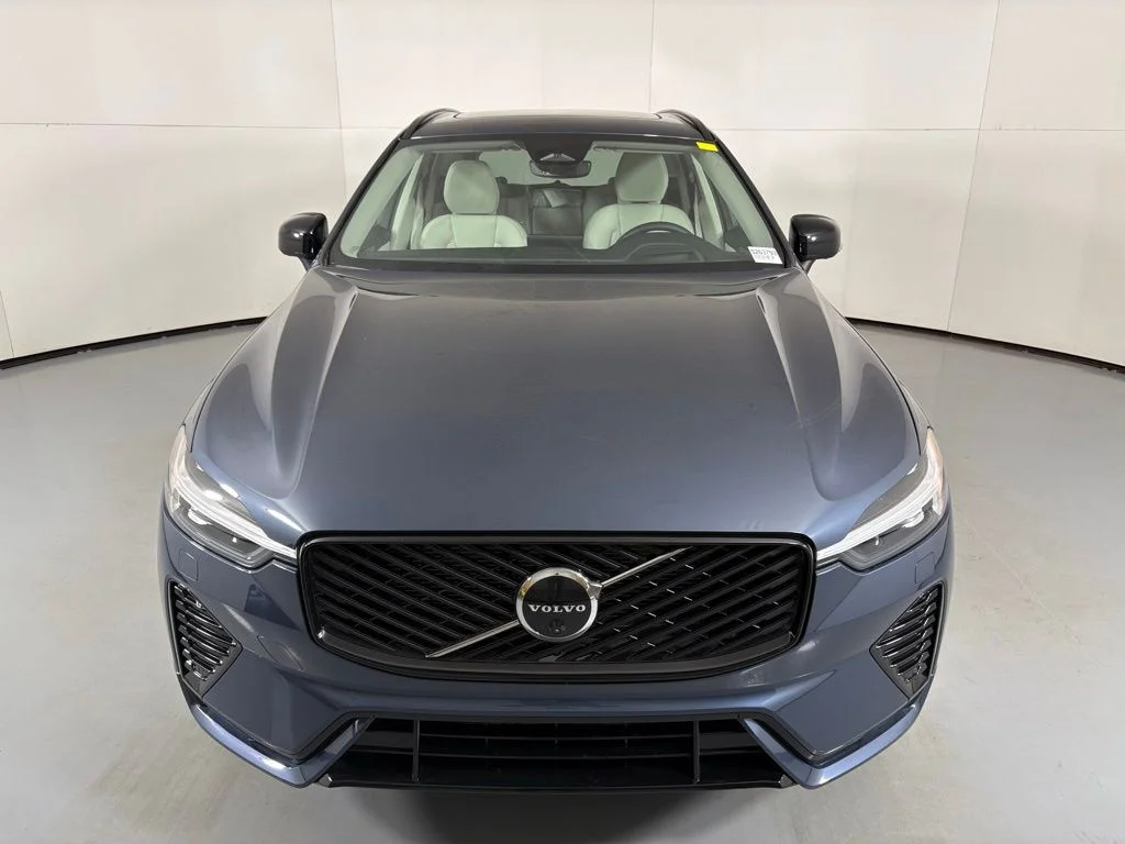 New 2026 Denim Blue Metallic Volvo Ultra image 4