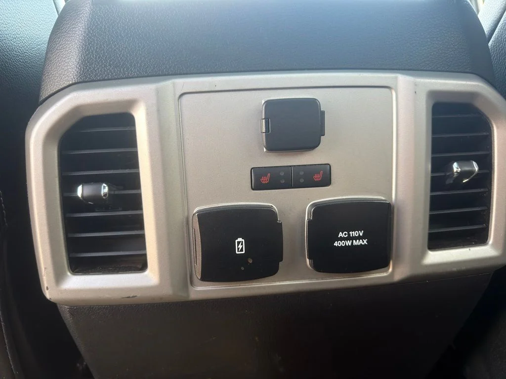 Used 2018 Red Ford Lariat image 15