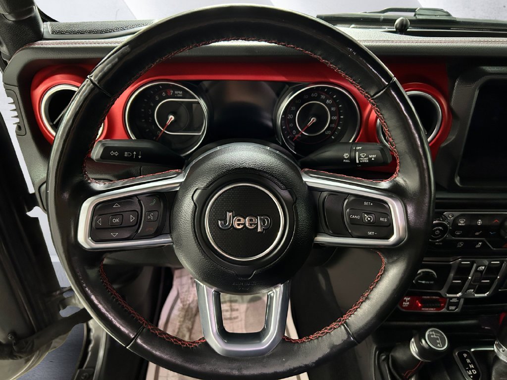 Used 2022 Gray Jeep Rubicon image 9
