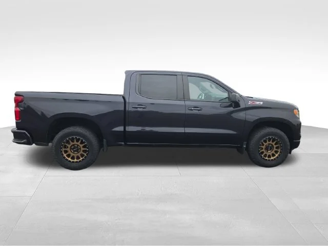 Used 2022 DARK ASH METALLIC Chevrolet RST image 7