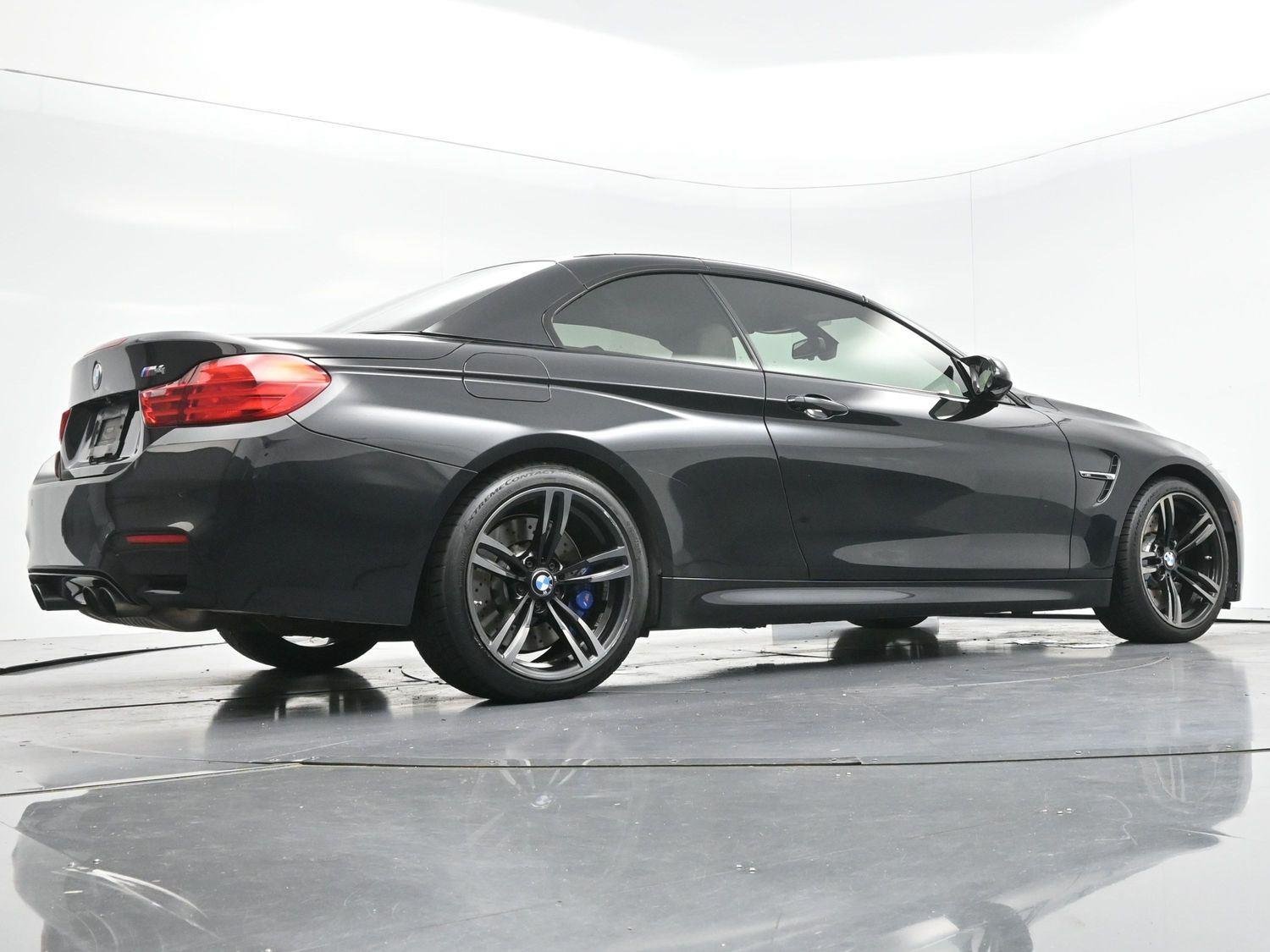Used 2015 Black Sapphire Metallic BMW M4 image 49