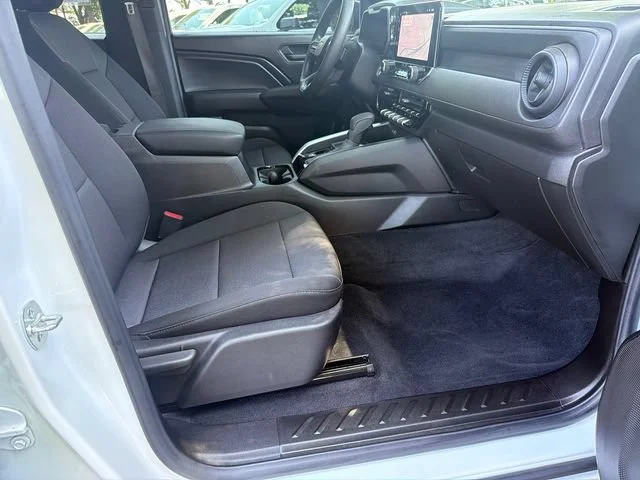 Used 2025 Summit White Chevrolet WT/LT image 13
