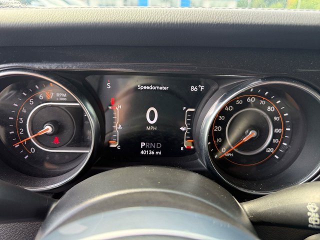 Used 2022 Gray Clearcoat Jeep Unlimited Sahara Altitude image 3