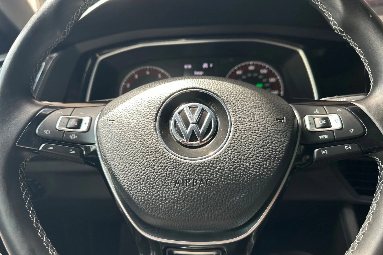 Used 2019 Red Volkswagen R-Line image 22