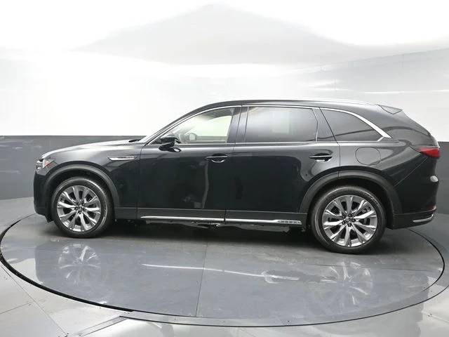 Used 2025 Black Mazda 3.3 Turbo Premium Plus image 4