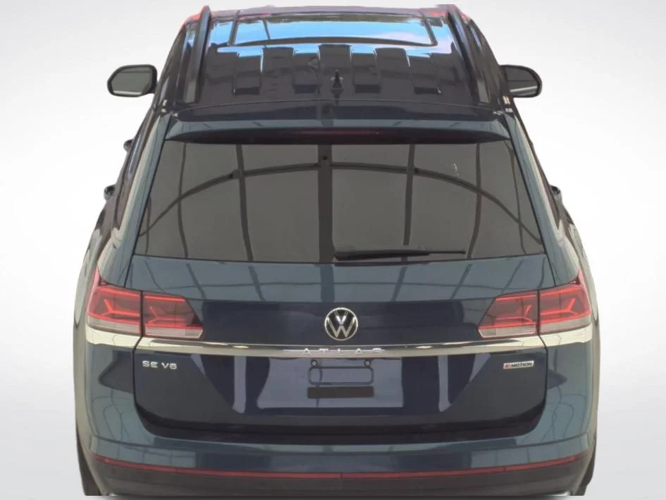 Used 2022 Blue Volkswagen 3.6L V6 SE w/Technology image 5