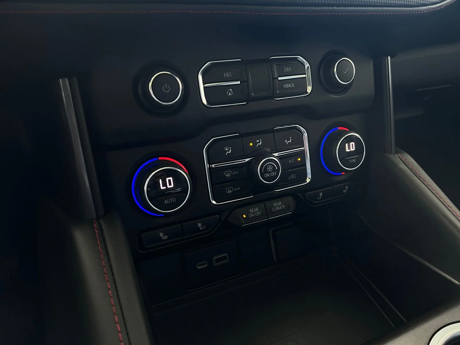 Used 2022 White Chevrolet RST image 14