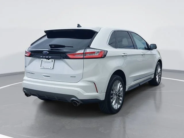 Used 2024 White Ford Titanium image 3