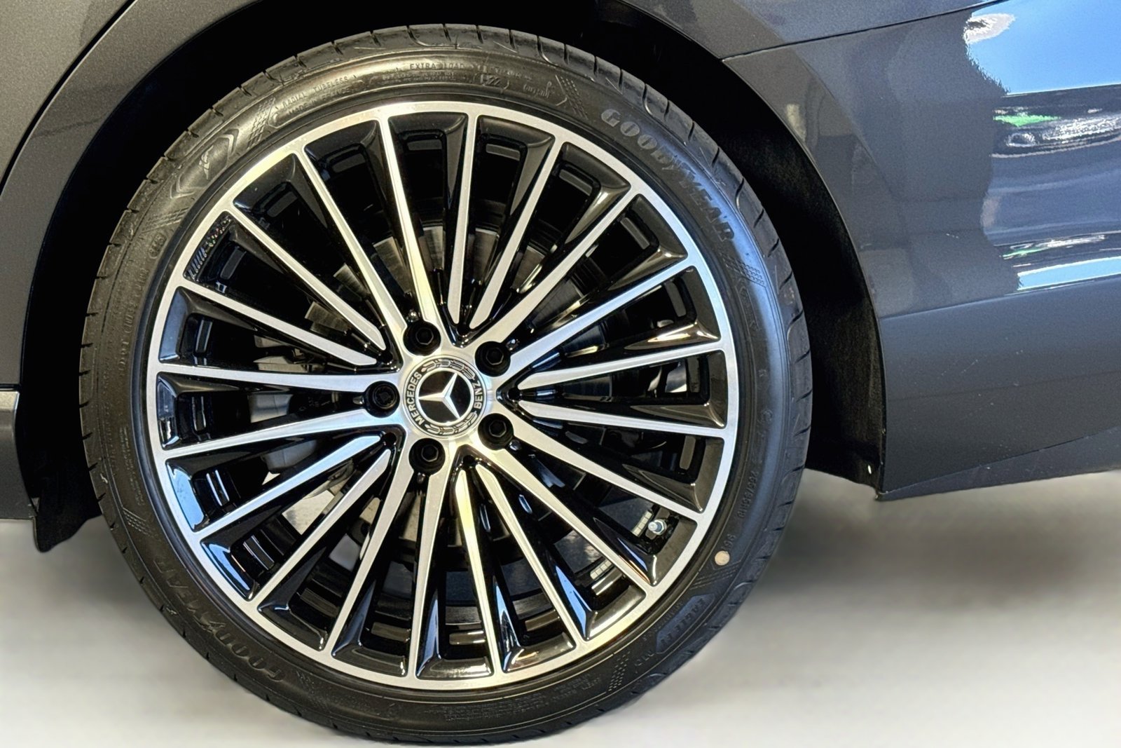 New 2026 Graphite Grey Metallic Mercedes-Benz C 300 image 29