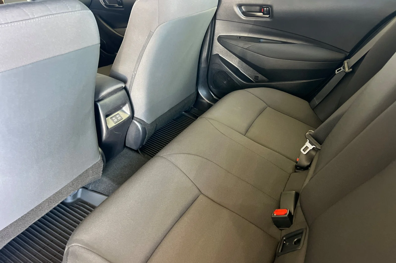 Certified Used 2025 Silver Toyota LE image 12