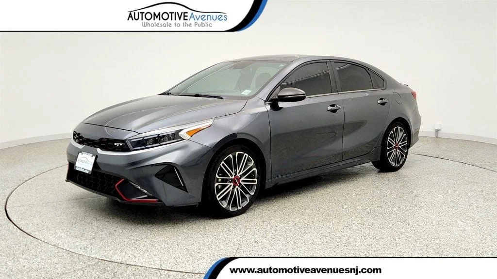 2022 Kia Forte GT's photo