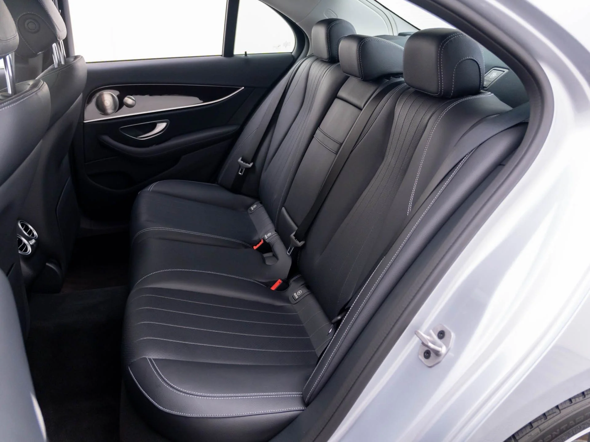 Used 2023 Silver Mercedes-Benz E 450 image 15