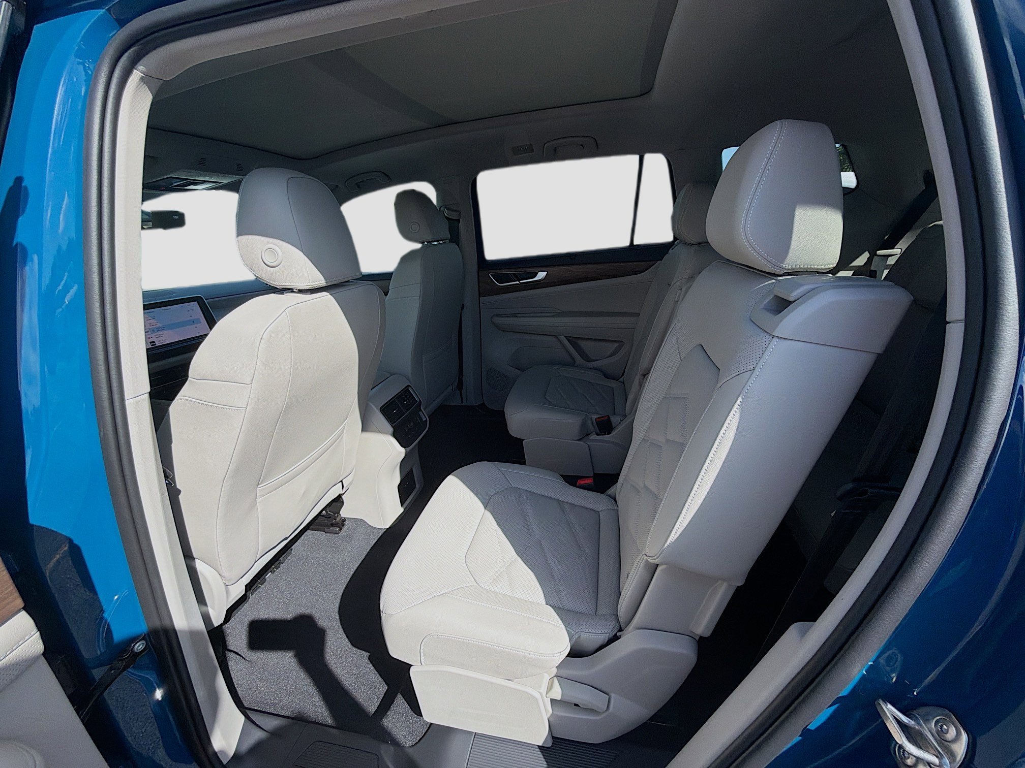 2026 Volkswagen Atlas SE w/Tech - Photo 21