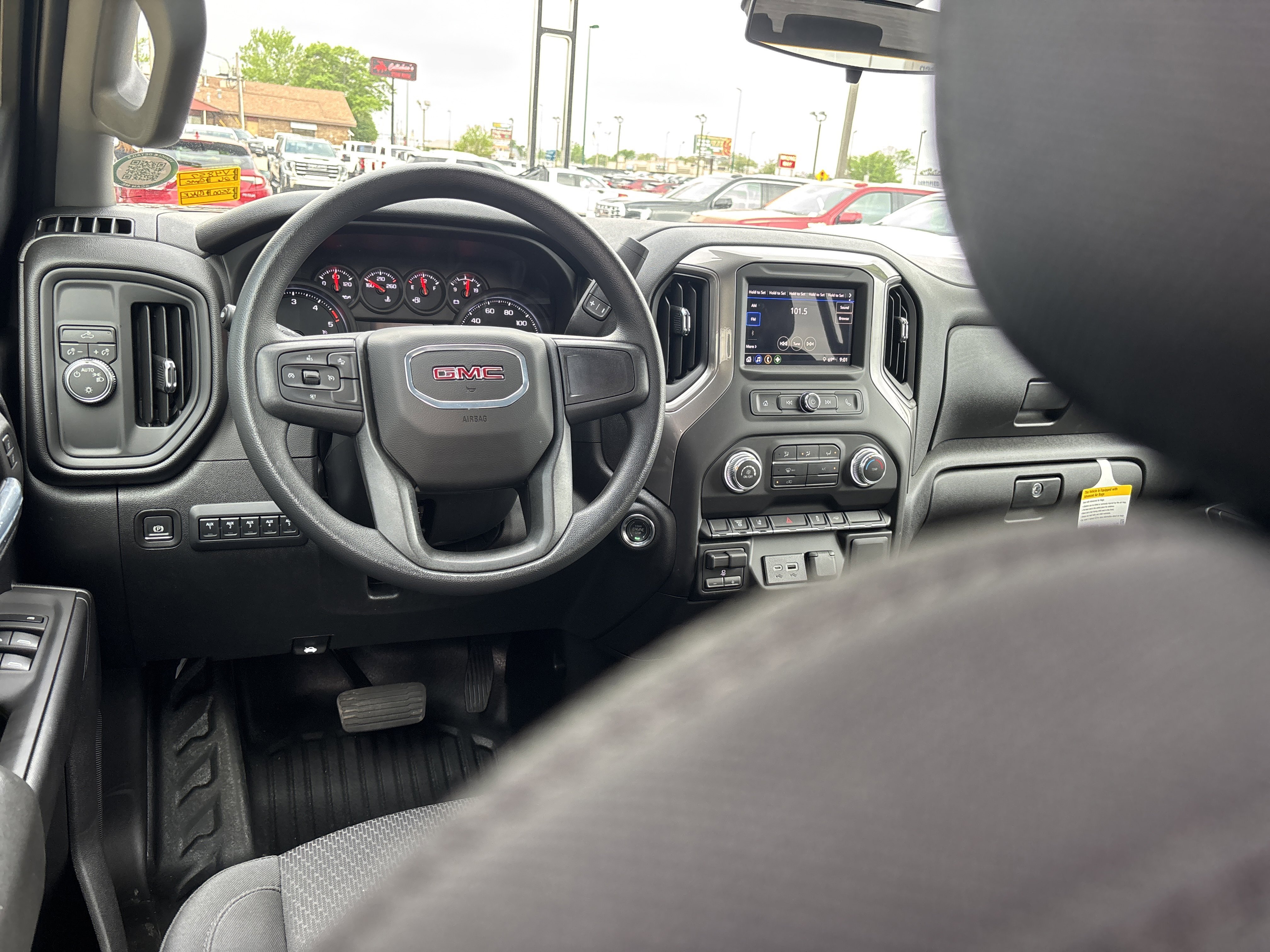 2026 GMC Sierra 3500HD Pro - Photo 18