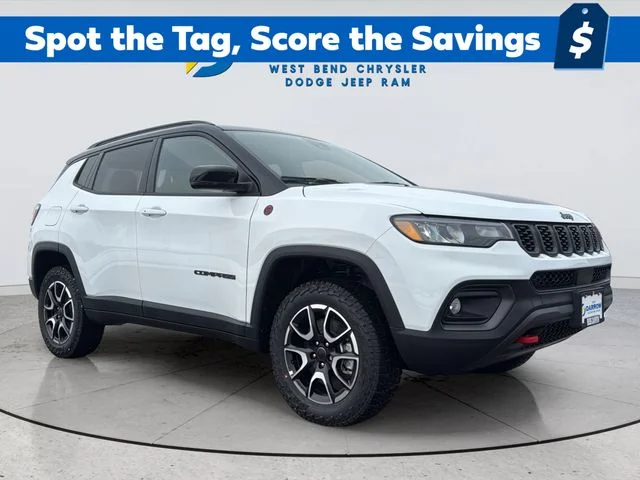 New 2026 Bright White Clear-Coat Exterior Paint Jeep Trailhawk image 7