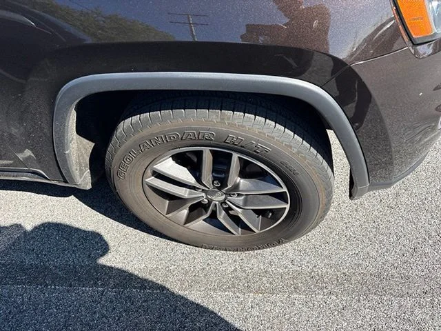 Used 2017 Brown Jeep Limited image 11