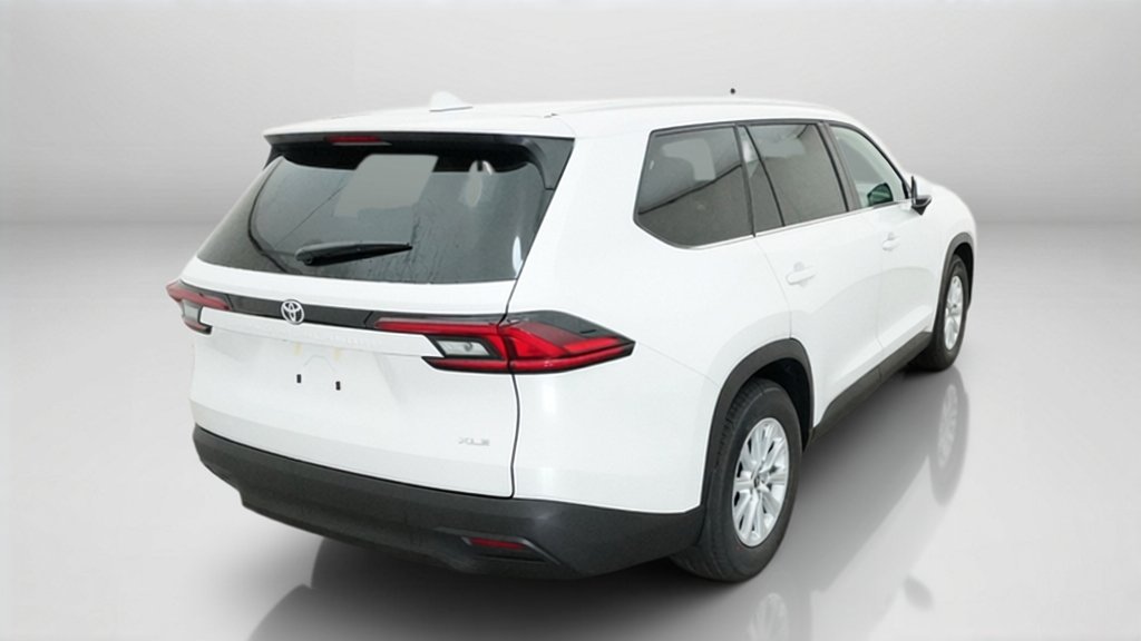 New 2026 Wind Chill Pearl Toyota XLE image 41