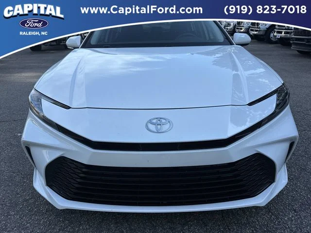 Used 2025 White Toyota LE image 10