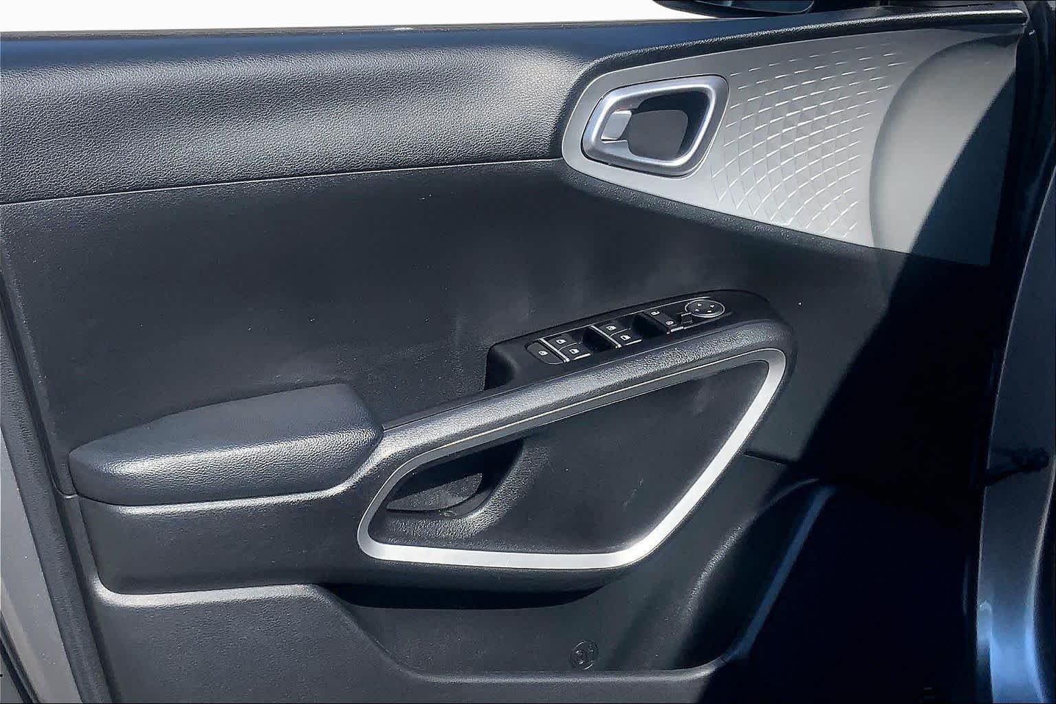 Certified Used 2024 Steel Gray Kia LX image 20