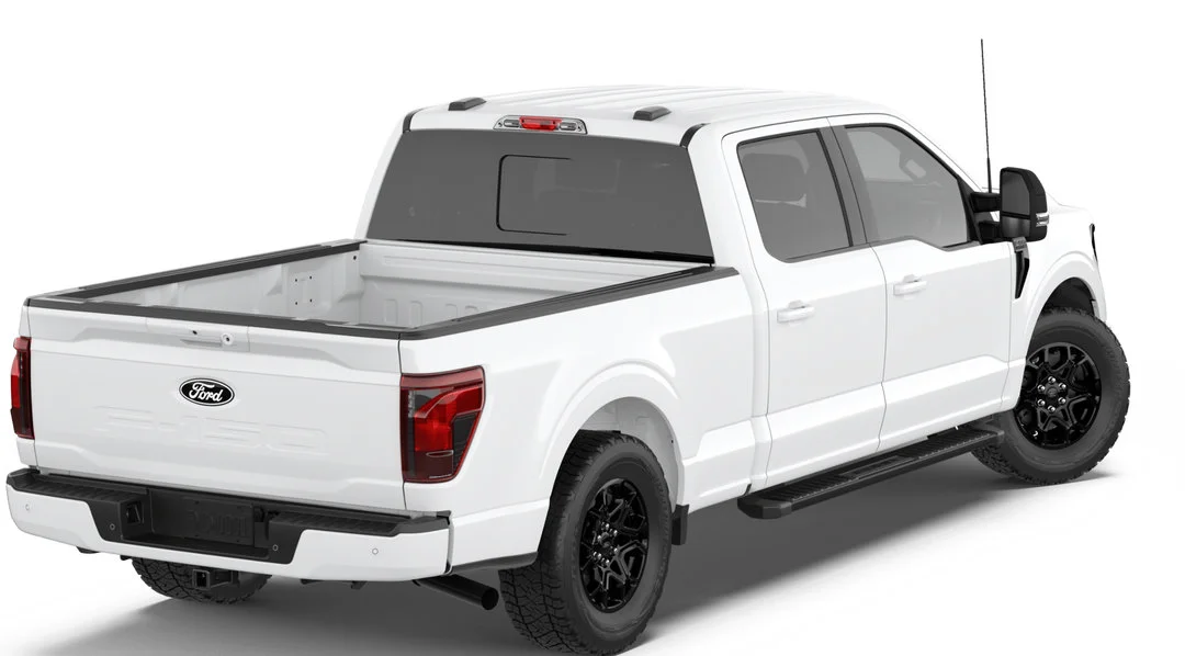 New 2026 Oxford White Ford XLT image 3