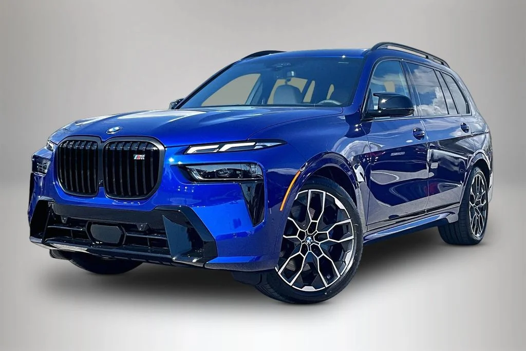 New 2026 BMW X7 M60i 4D Sport Utility