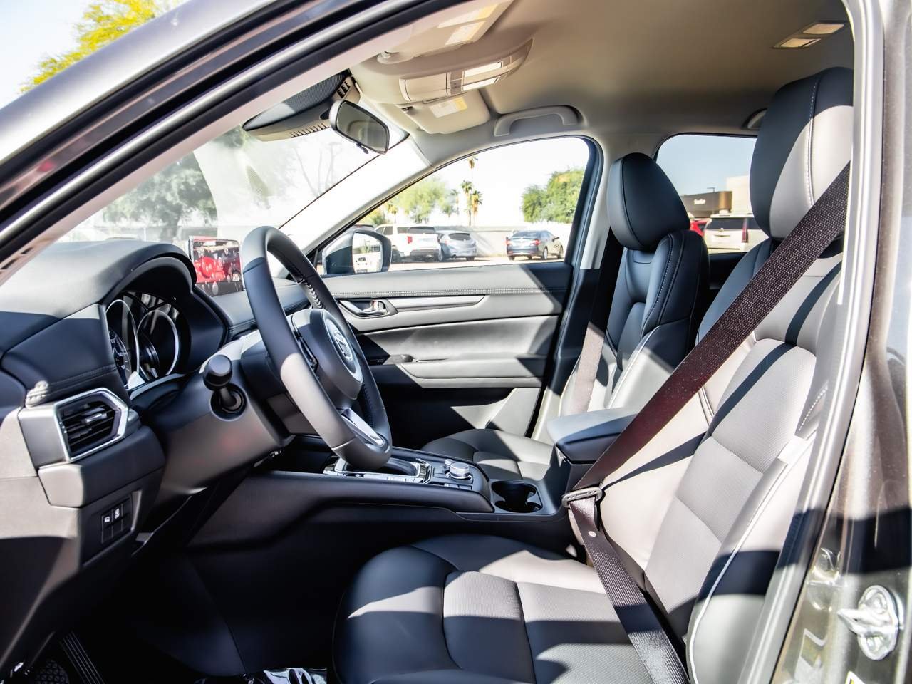 2025 Mazda CX-5 S Select Package - Photo 11