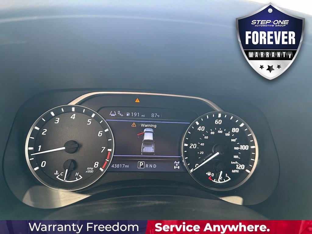 Used 2022 Gray Nissan SV image 38