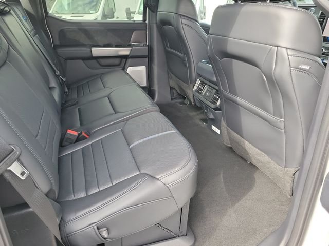 2026 Ford F-350 Super Duty Platinum - Photo 21