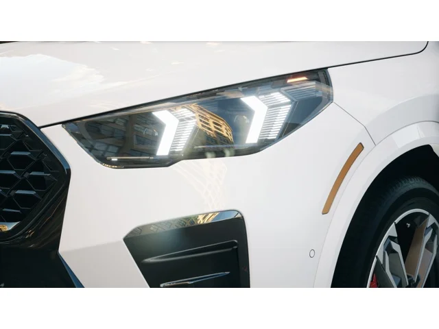 New 2026 Alpine White BMW X2 28i image 6