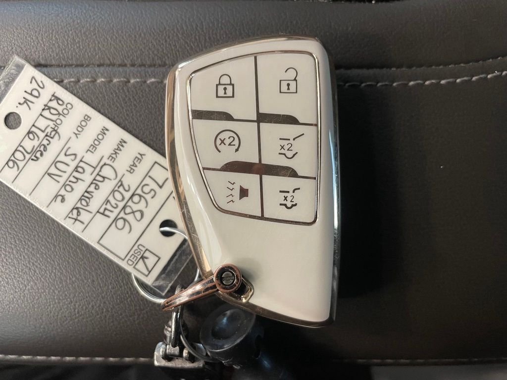 Used 2024  Chevrolet Z71 image 22
