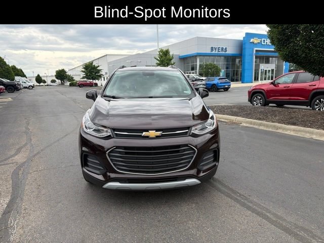 Used 2021 Chevrolet Trax LT with VIN KL7CJPSB1MB332621 for sale in Grove City, OH