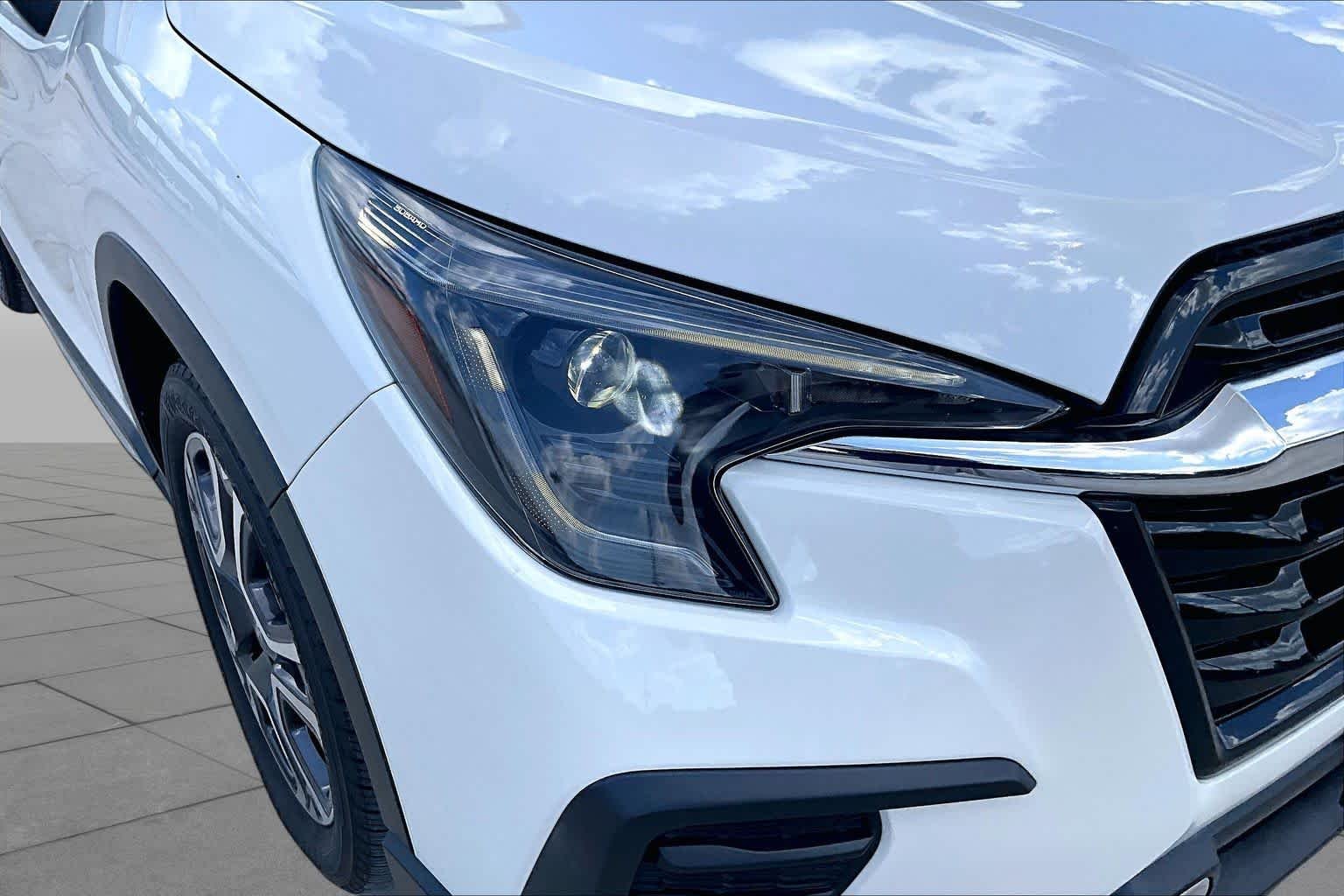 Used 2023 Crystal White Pearl Subaru Touring image 52