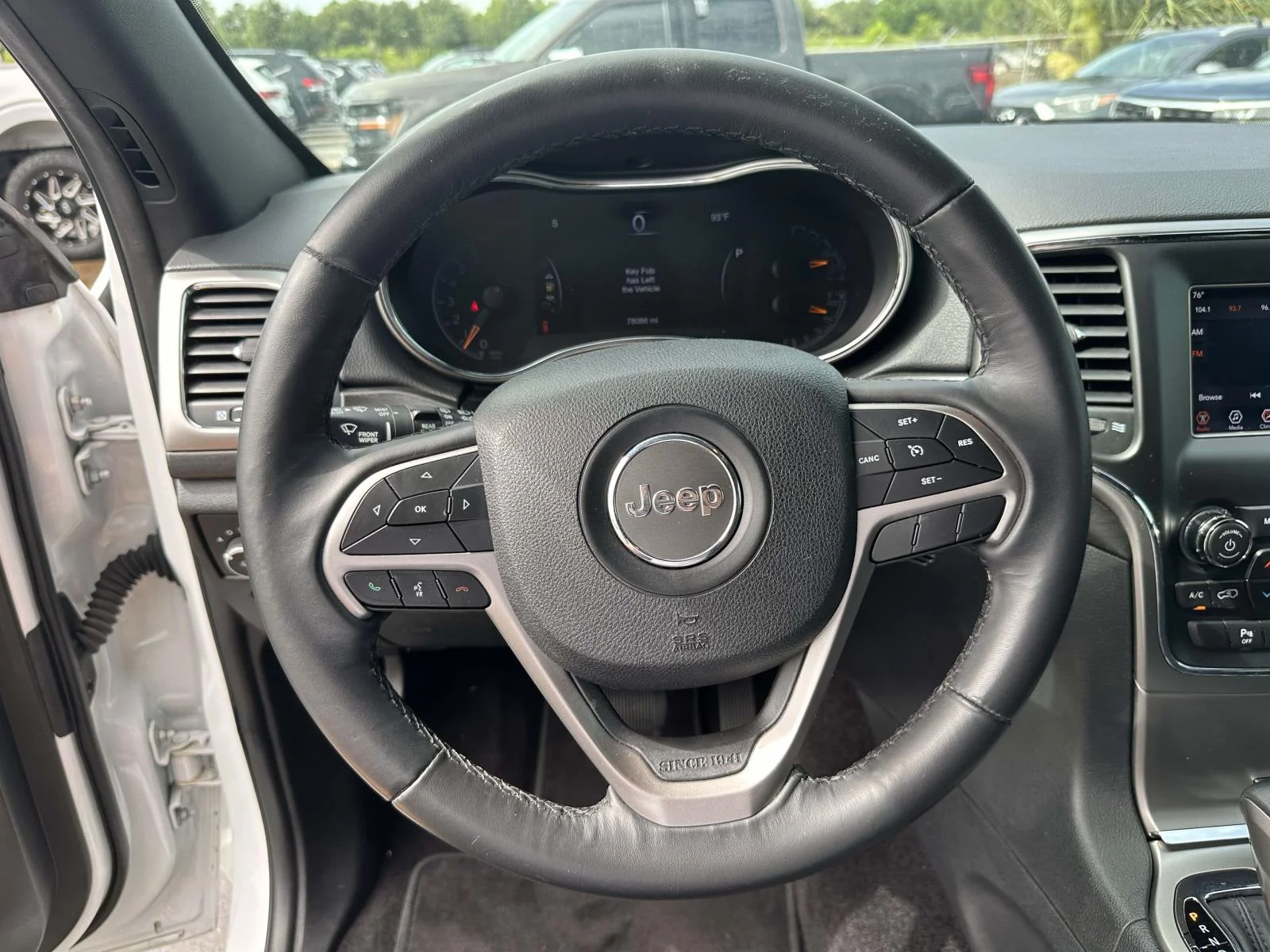 Used 2018 Bright White Clearcoat Jeep Laredo image 14