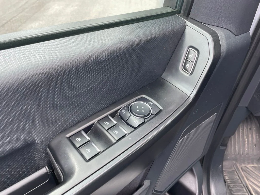Used 2023 Silver Ford XL image 13
