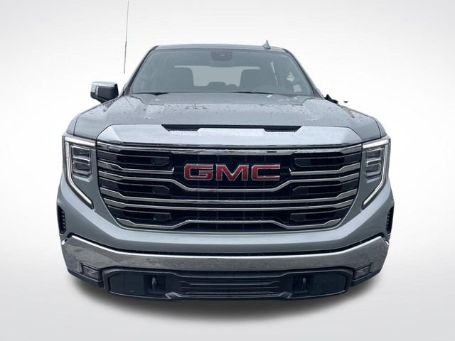 Used 2025 Sterling GMC SLT image 9