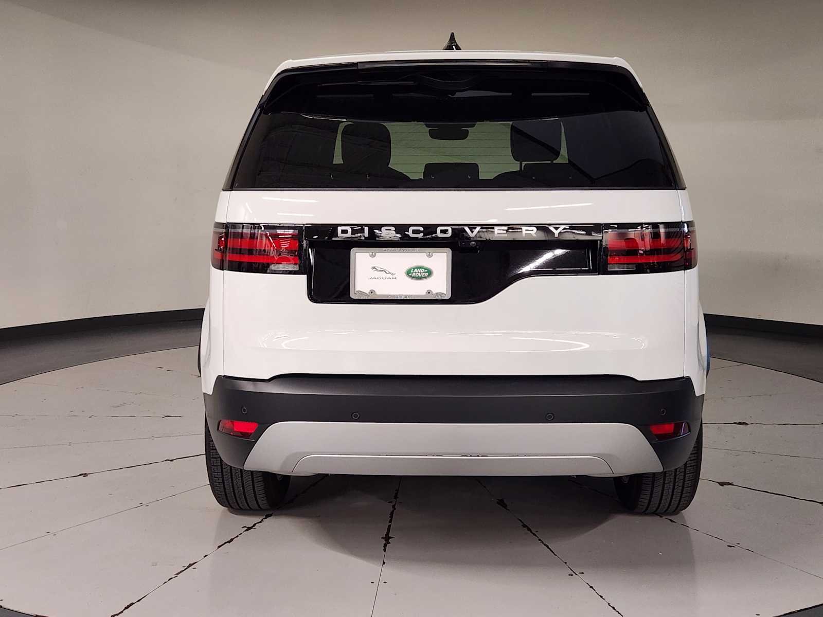 Used 2026 Fuji White Land Rover S image 10