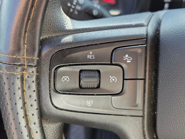 Used 2023 Gray Chevrolet Custom image 28